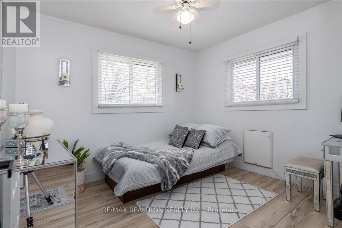 1129 Lindy Lane, Innisfil, Ontario  L0L 1R0 - Photo 19 - N13019610