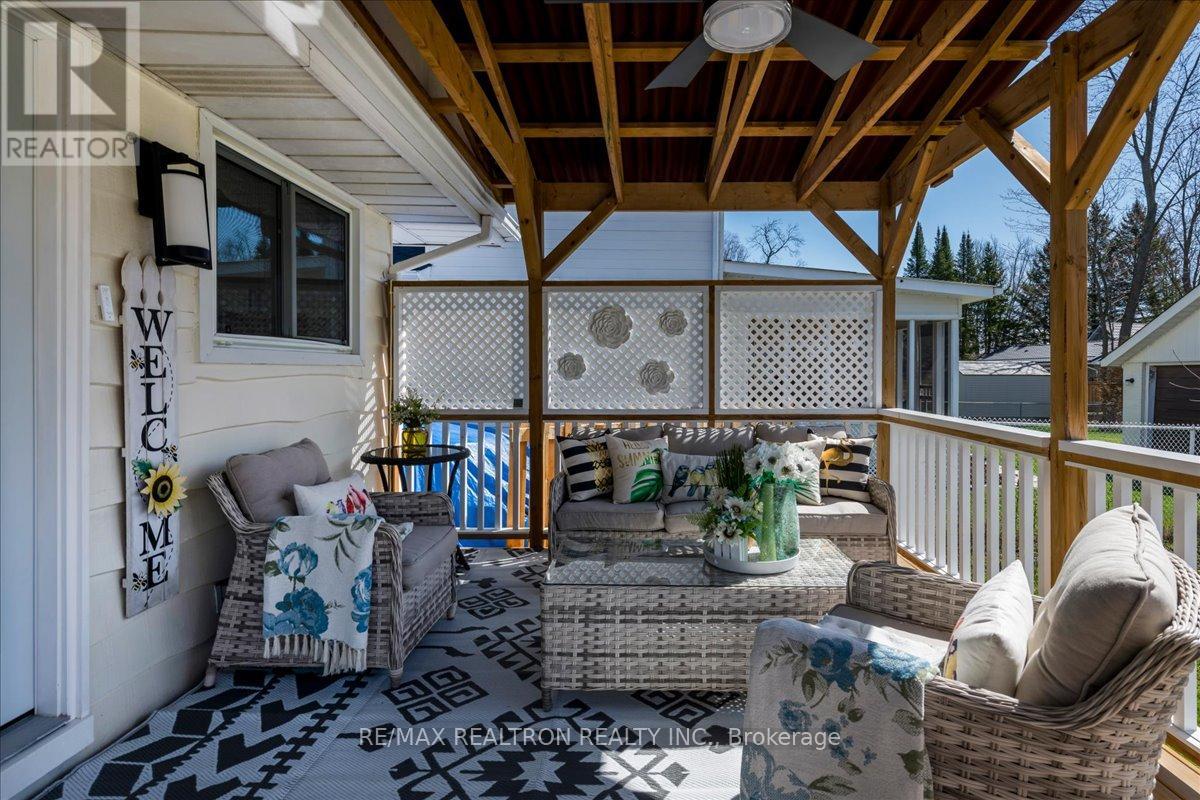 1129 Lindy Lane, Innisfil, Ontario  L0L 1R0 - Photo 20 - N13019610