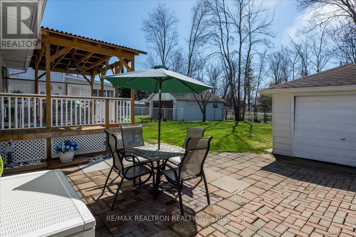 1129 Lindy Lane, Innisfil, Ontario  L0L 1R0 - Photo 24 - N13019610