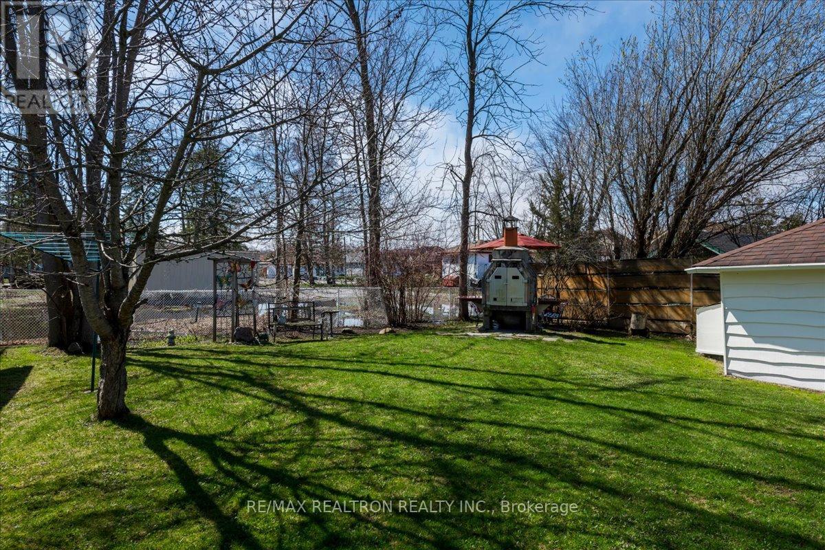 1129 Lindy Lane, Innisfil, Ontario  L0L 1R0 - Photo 29 - N13019610