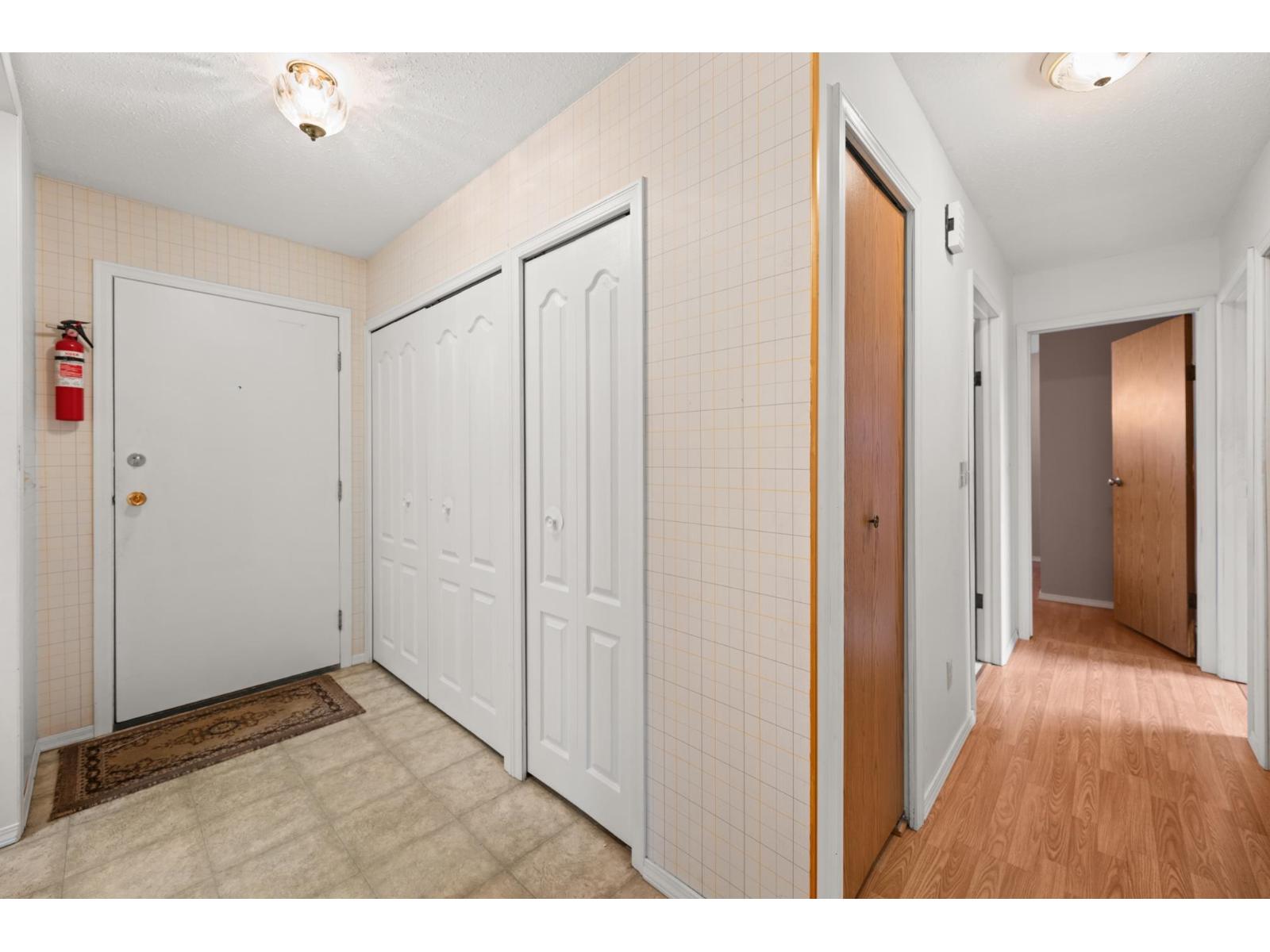 238 27111 0 Avenue, Langley, British Columbia  V4W 2T3 - Photo 2 - R3113202