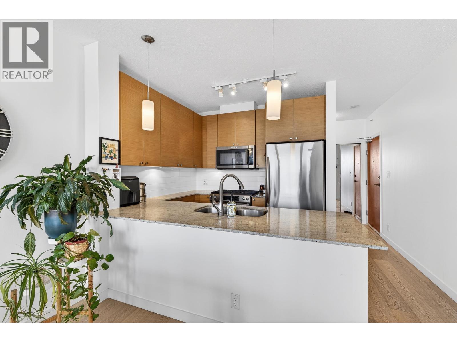 2209 110 Brew Street, Port Moody, British Columbia  V3H 0E4 - Photo 2 - R3112100