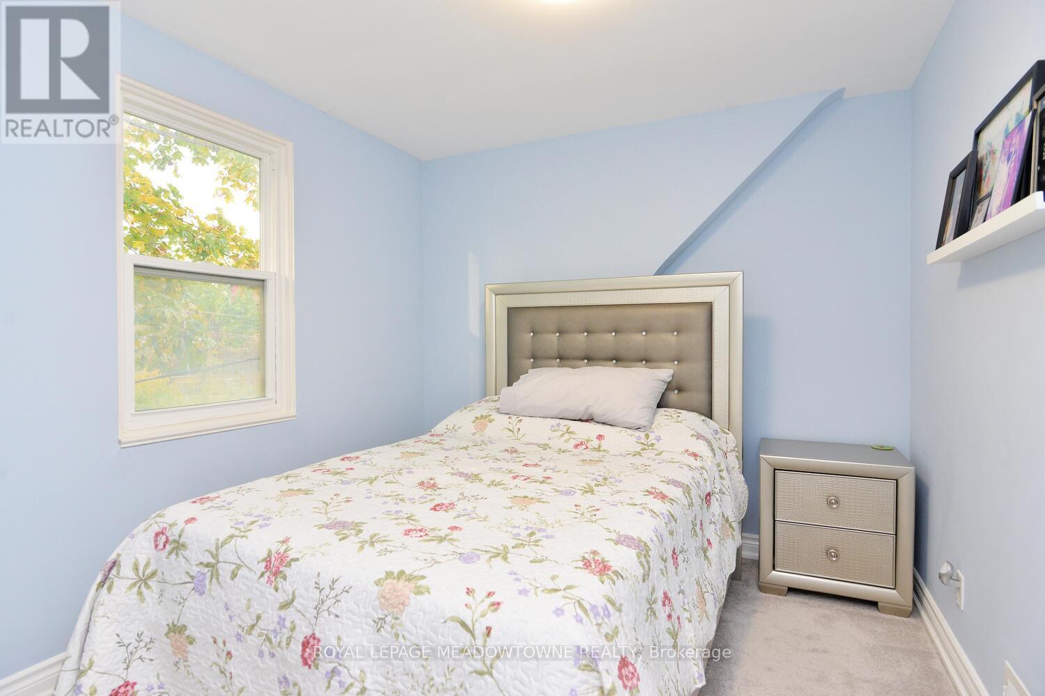 825 North Service Road, Mississauga, Ontario  L4Y 1A2 - Photo 24 - W13019542