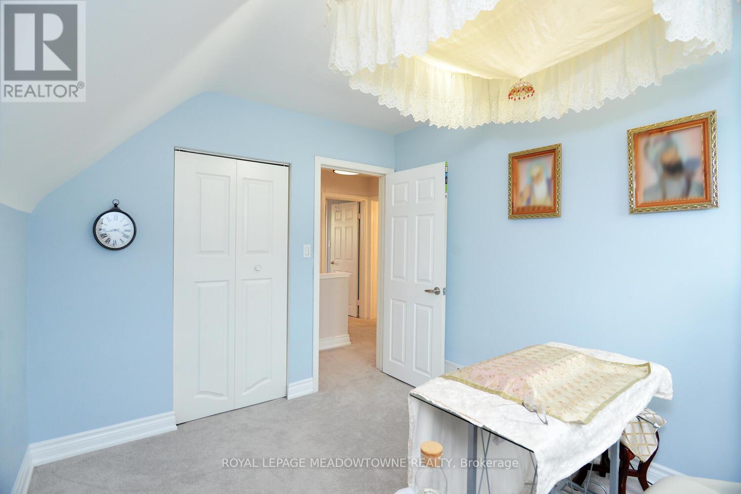 825 North Service Road, Mississauga, Ontario  L4Y 1A2 - Photo 29 - W13019542