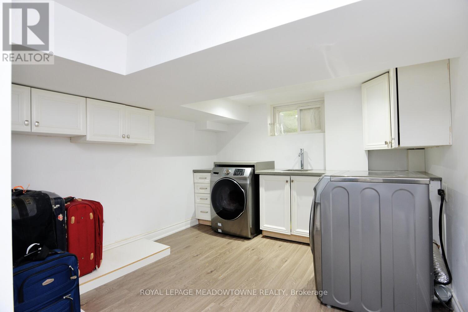 825 North Service Road, Mississauga, Ontario  L4Y 1A2 - Photo 40 - W13019542