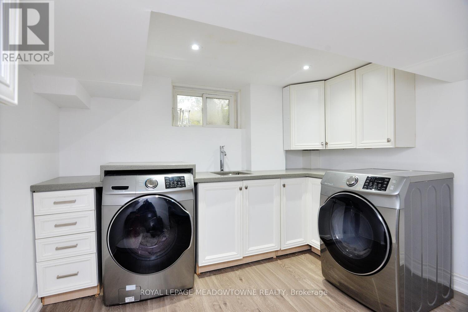 825 North Service Road, Mississauga, Ontario  L4Y 1A2 - Photo 41 - W13019542