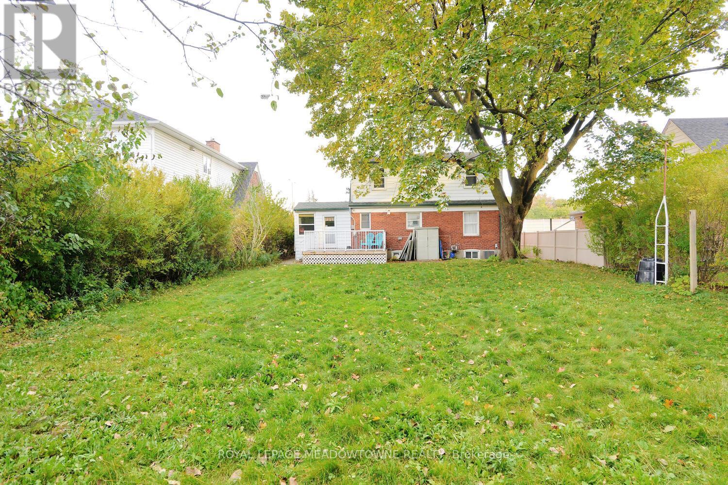 825 North Service Road, Mississauga, Ontario  L4Y 1A2 - Photo 45 - W13019542