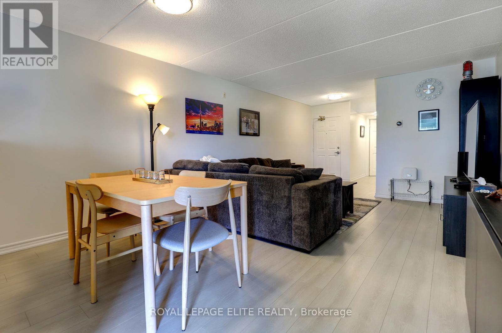 111 - 1480 Bishops Gate, Oakville, Ontario  L6M 4N4 - Photo 12 - W13019568