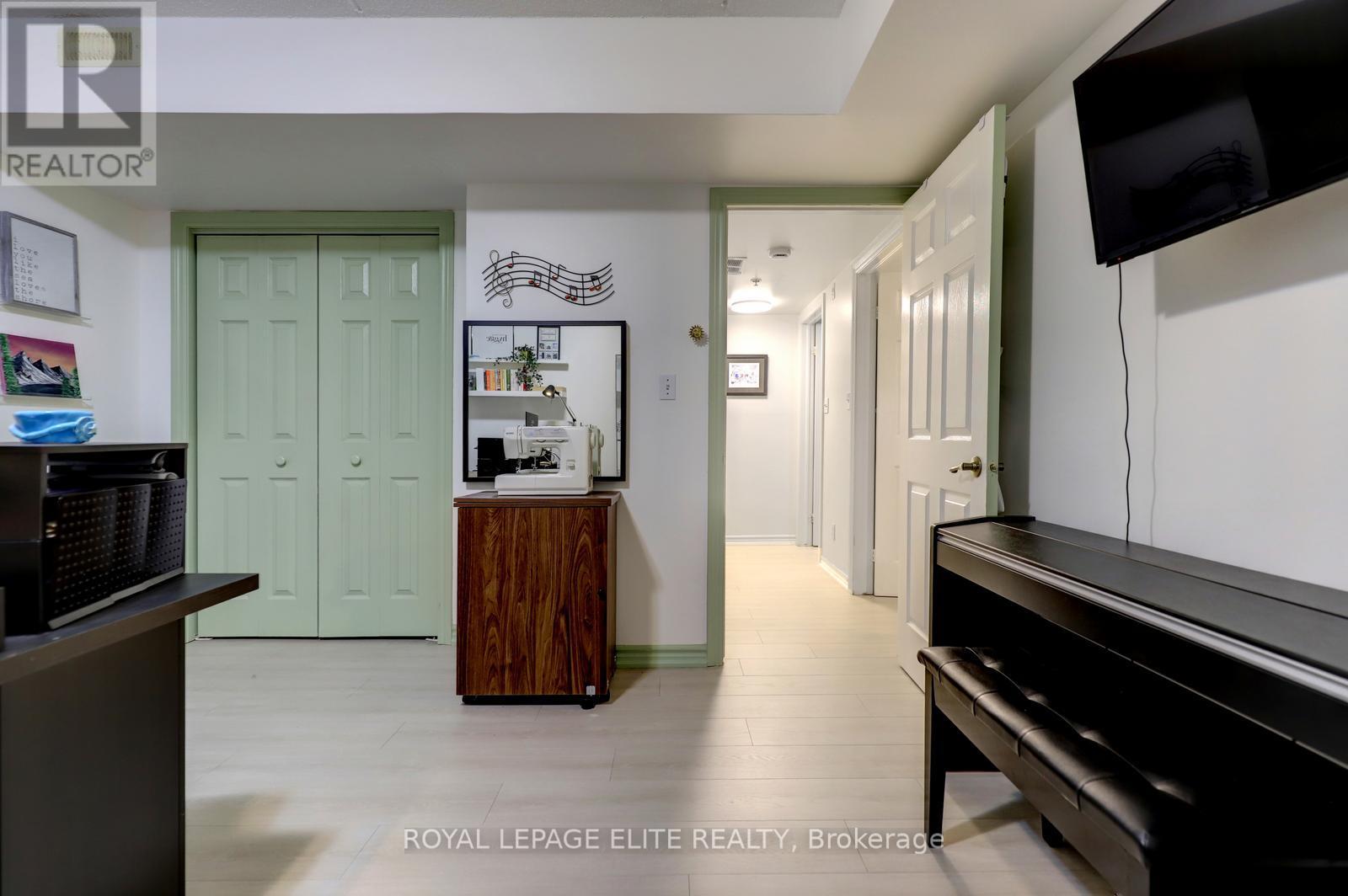 111 - 1480 Bishops Gate, Oakville, Ontario  L6M 4N4 - Photo 25 - W13019568