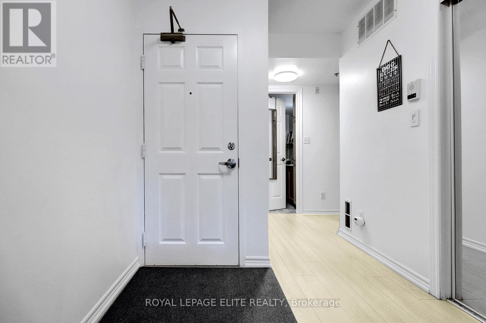 111 - 1480 Bishops Gate, Oakville, Ontario  L6M 4N4 - Photo 4 - W13019568