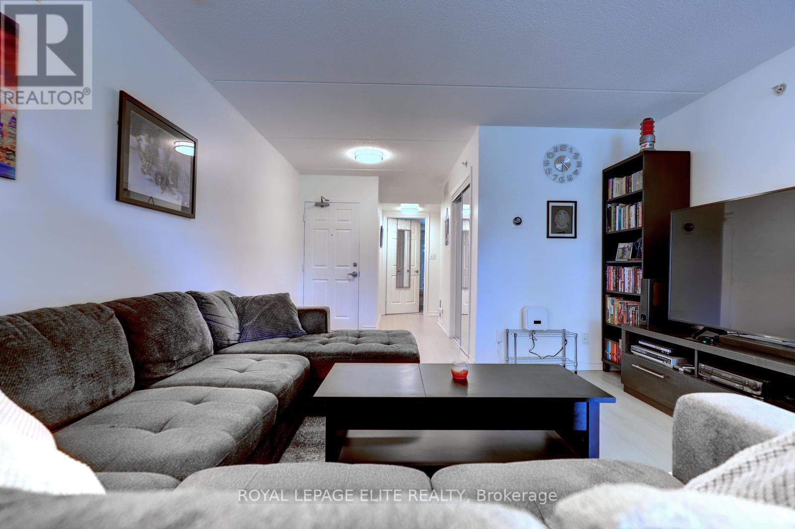 111 - 1480 Bishops Gate, Oakville, Ontario  L6M 4N4 - Photo 8 - W13019568