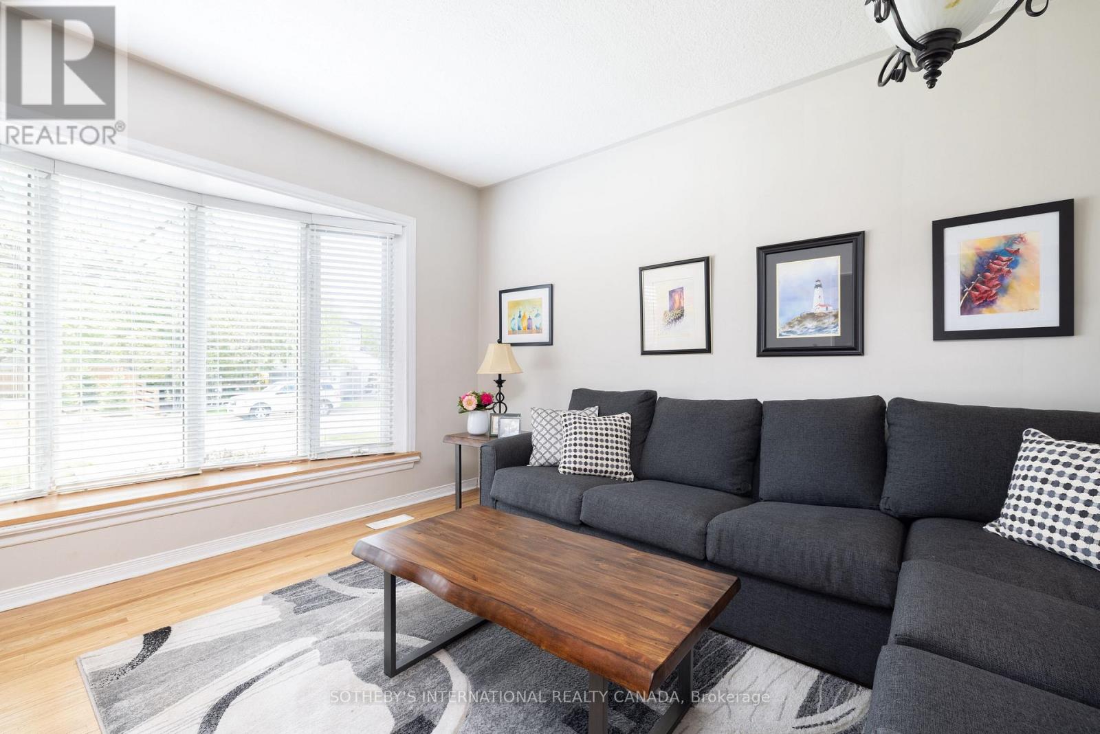 45 Churchill Crescent, Halton Hills, Ontario  L7G 2N2 - Photo 8 - W13019572