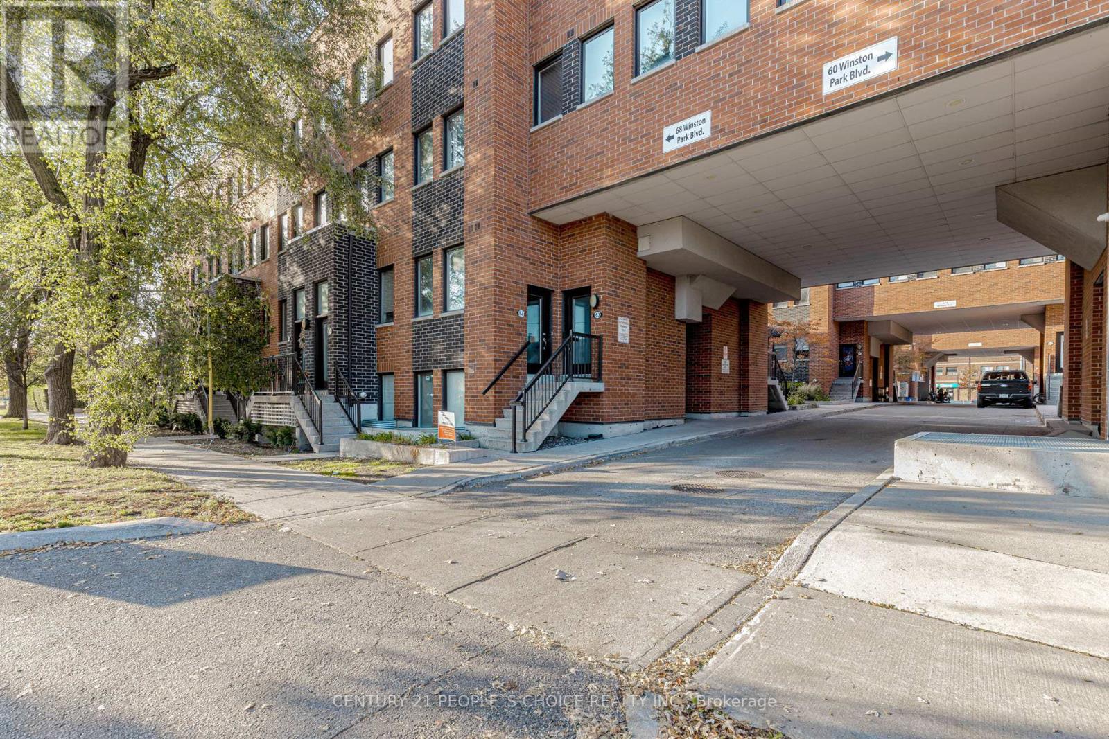 57 - 68 Winston Park Boulevard, Toronto, Ontario  M3K 1C3 - Photo 2 - W13019580
