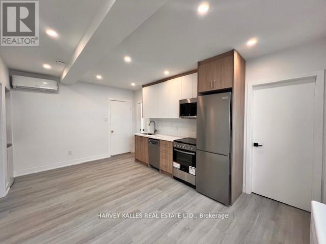 2 - 1982 Eglinton Avenue W, Toronto, Ontario  M6E 2J9 - Photo 3 - W13019590