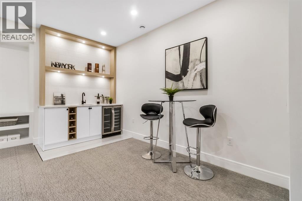 2118 Victoria Crescent Nw, Calgary, Alberta  T2M 4E3 - Photo 44 - A2293766