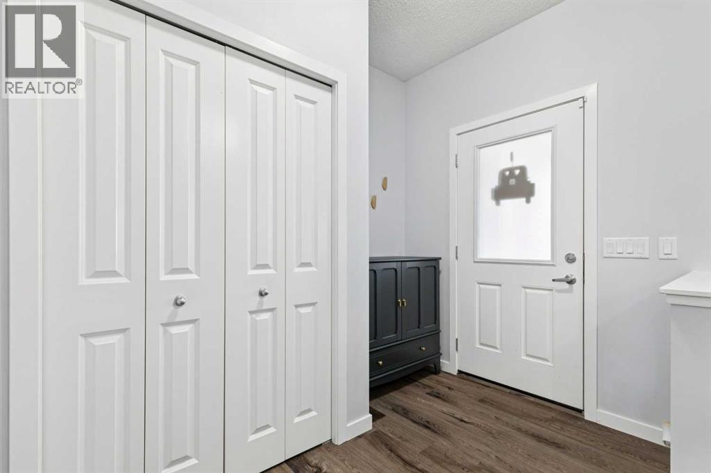 27 Masters Manor SE, Calgary, Alberta  T3M 2R3 - Photo 2 - A2299743