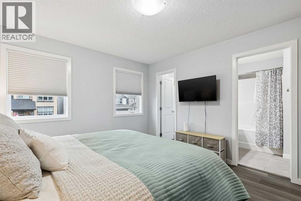 27 Masters Manor SE, Calgary, Alberta  T3M 2R3 - Photo 23 - A2299743