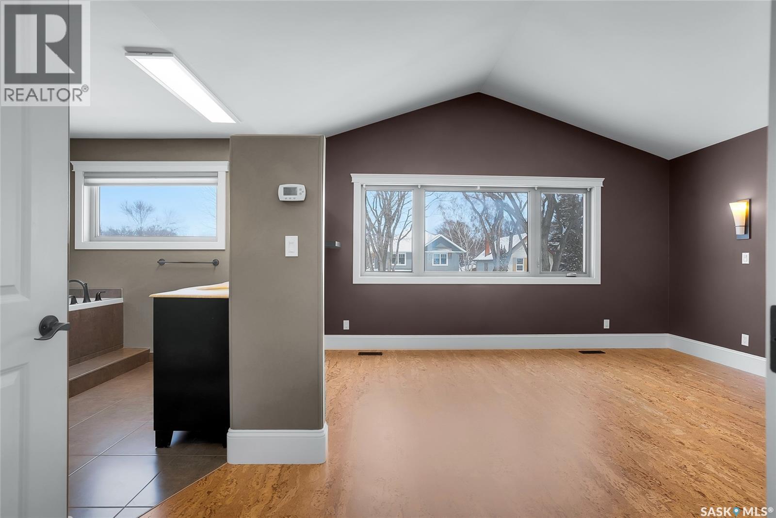 502 4th Street E, Saskatoon, Saskatchewan  S7H 1J7 - Photo 27 - SK033256