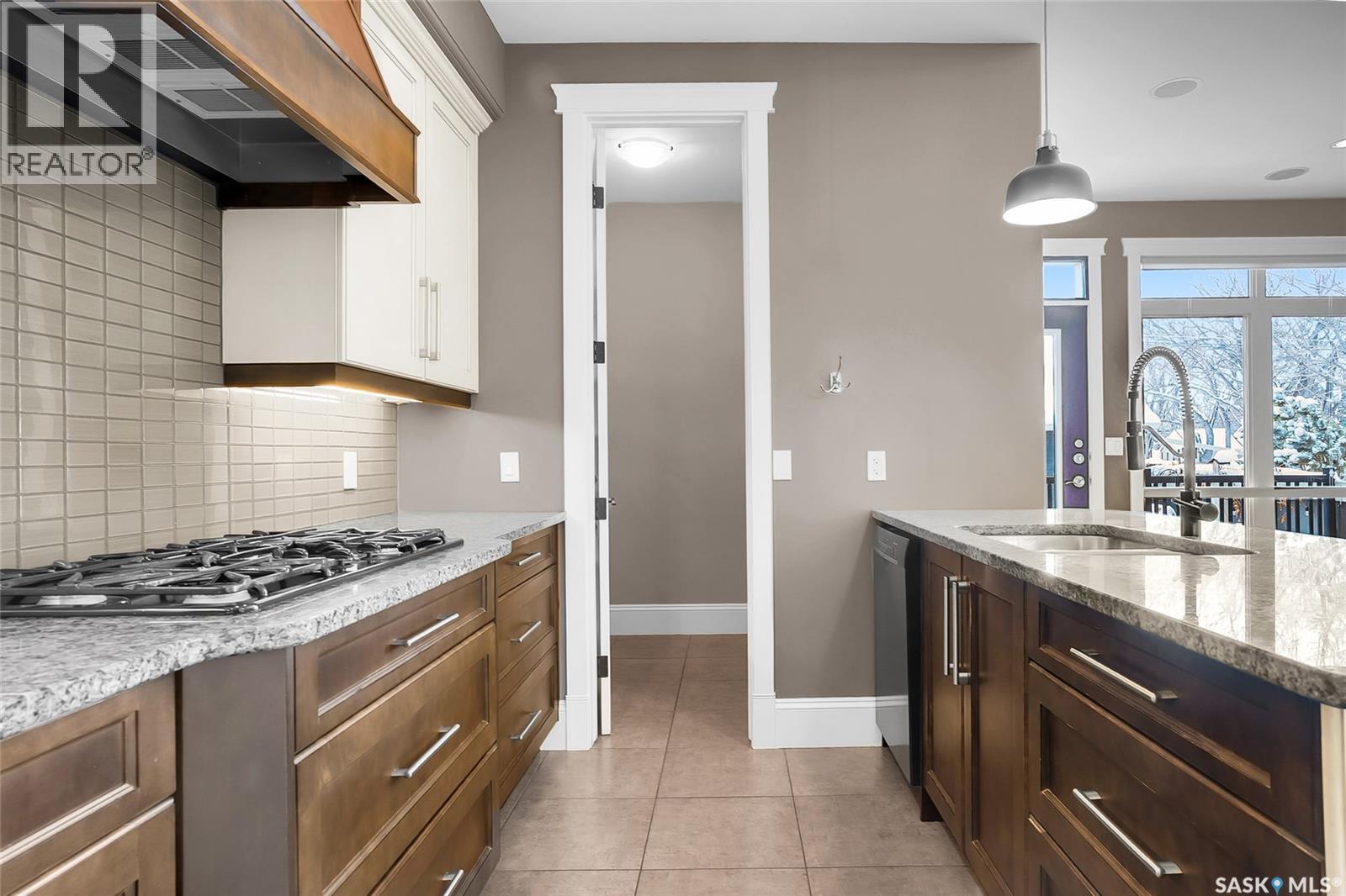 502 4th Street E, Saskatoon, Saskatchewan  S7H 1J7 - Photo 35 - SK033256