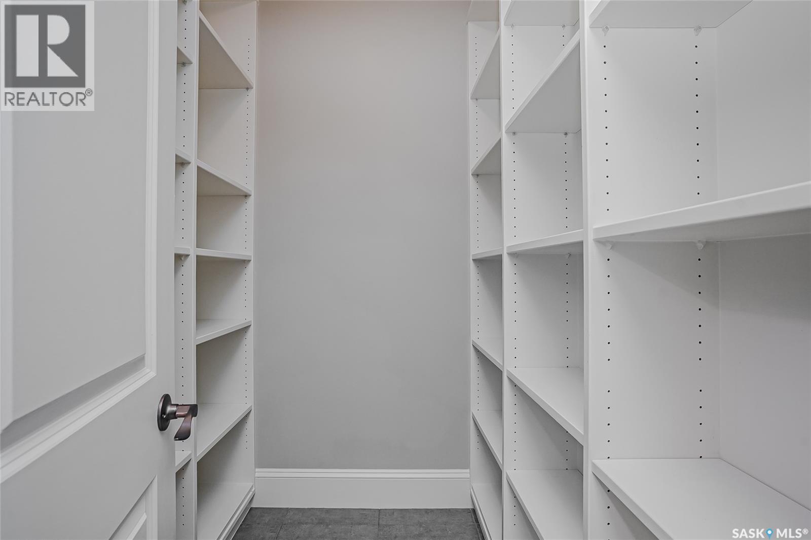 502 4th Street E, Saskatoon, Saskatchewan  S7H 1J7 - Photo 39 - SK033256