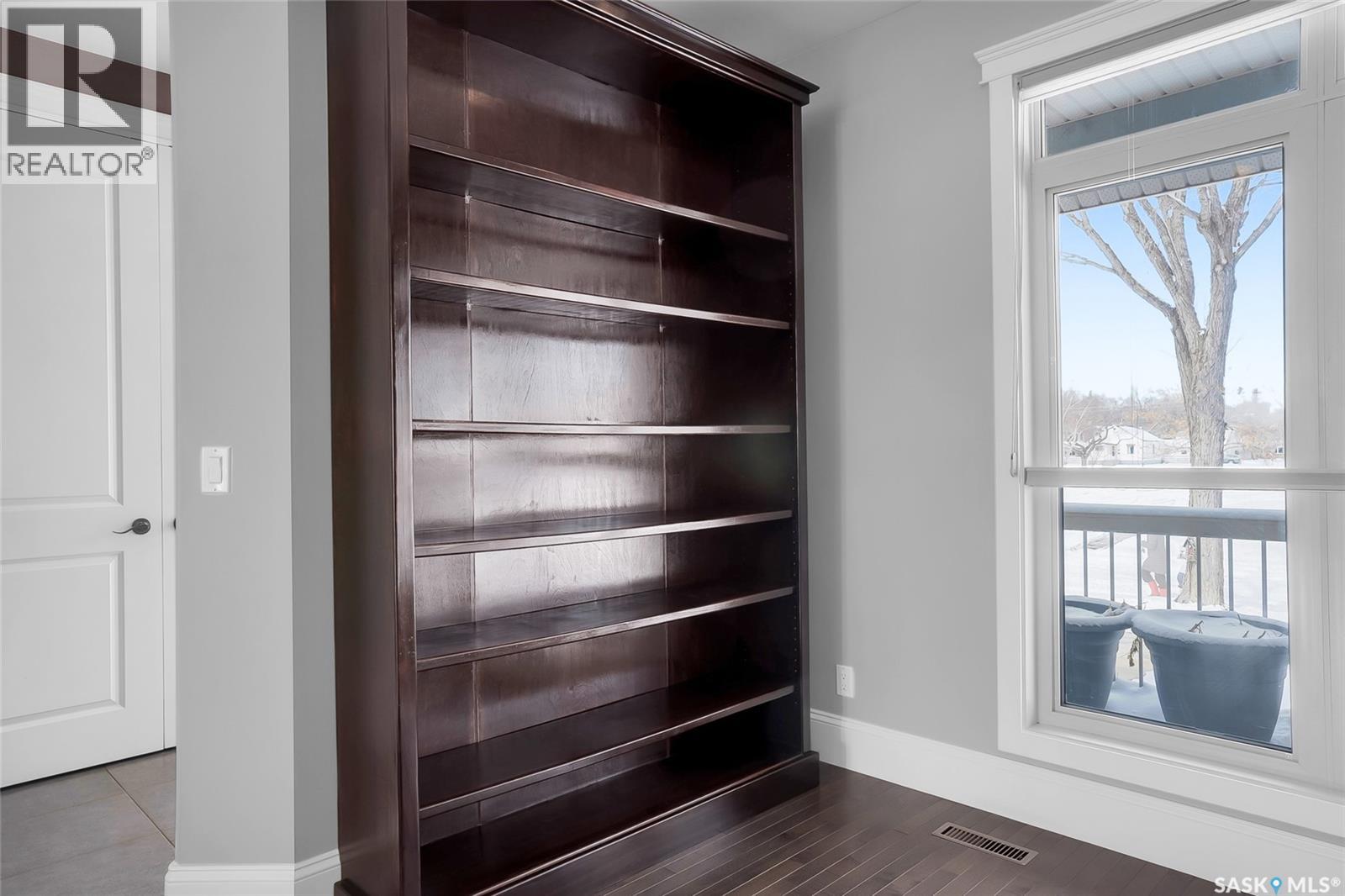 502 4th Street E, Saskatoon, Saskatchewan  S7H 1J7 - Photo 47 - SK033256