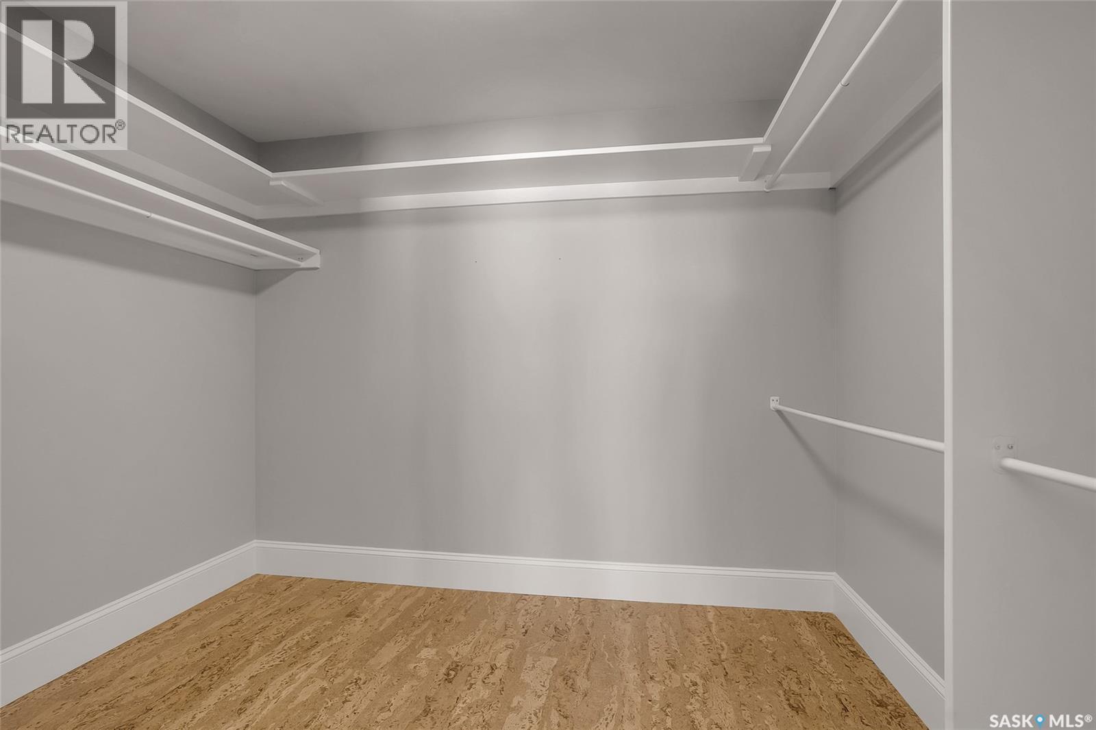 502 4th Street E, Saskatoon, Saskatchewan  S7H 1J7 - Photo 9 - SK033256