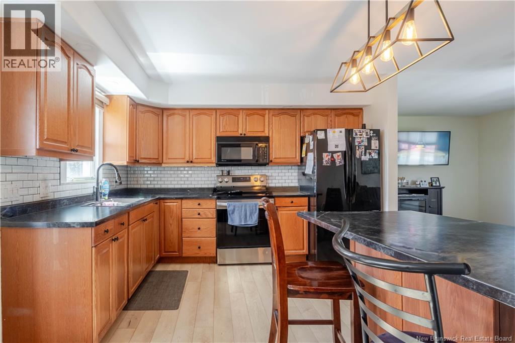 371 Royal Road, Fredericton, New Brunswick  E3G 6M1 - Photo 18 - NB137452