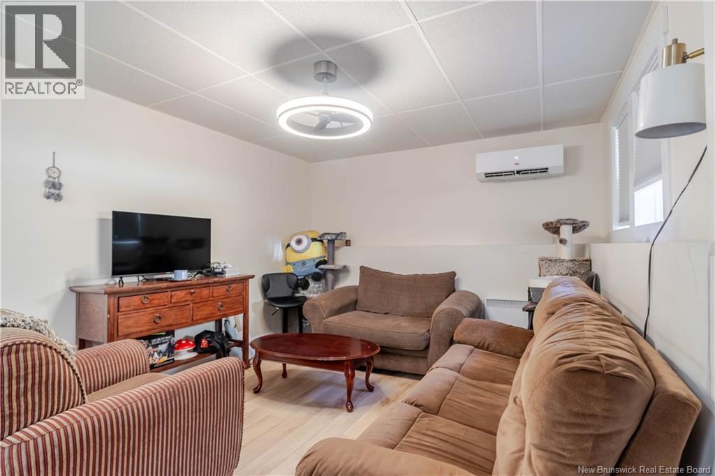 371 Royal Road, Fredericton, New Brunswick  E3G 6M1 - Photo 4 - NB137452