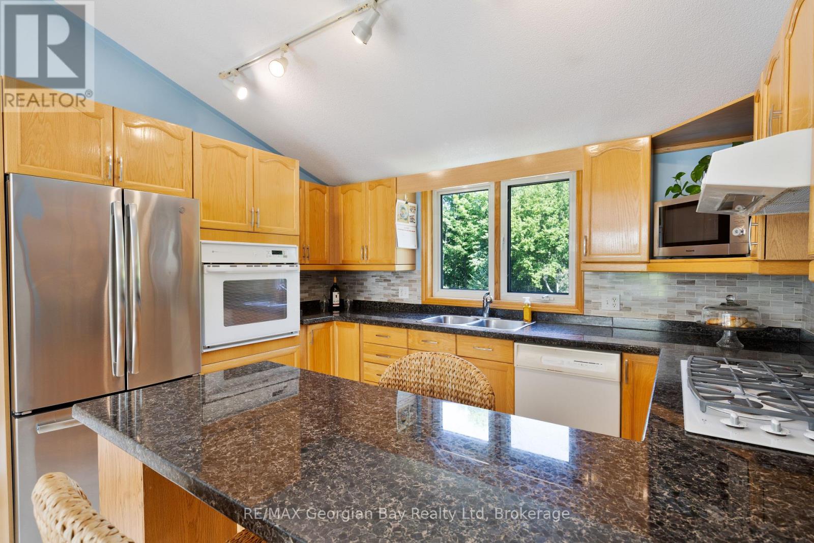 3 Oakdale Court, Penetanguishene, Ontario  L9M 2A5 - Photo 10 - S12840328