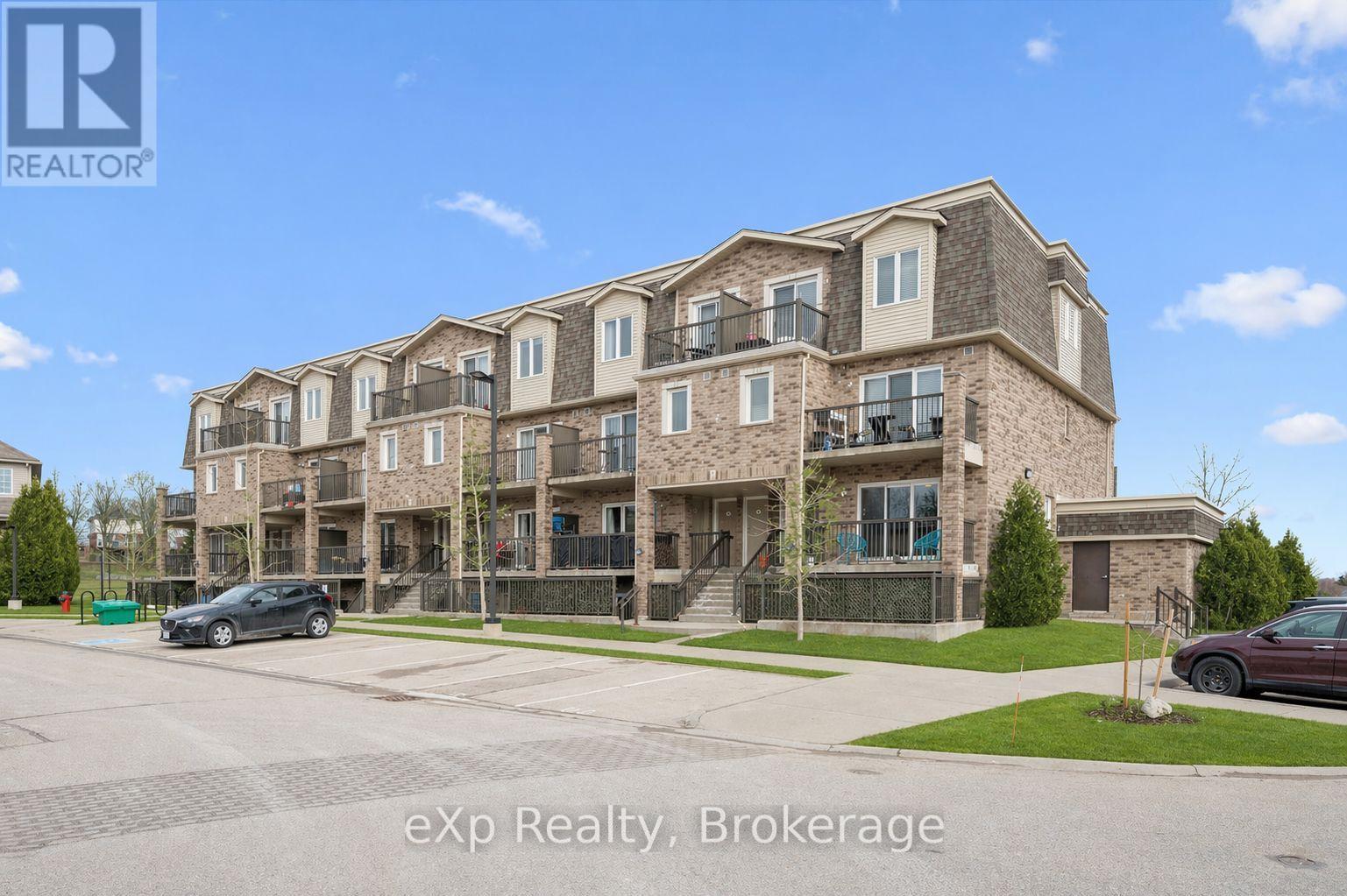87 - 35 MOUNTFORD DRIVE, Guelph, Ontario