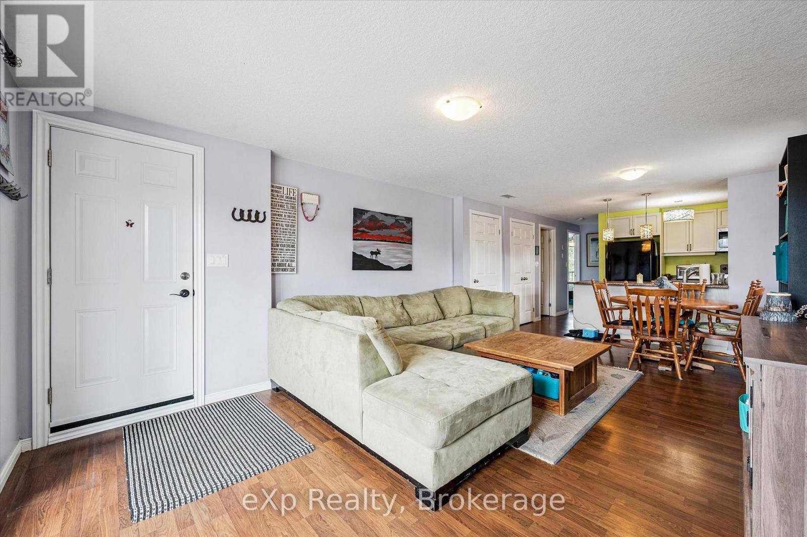 87 - 35 Mountford Drive, Guelph, Ontario  N1E 0G6 - Photo 3 - X12904036