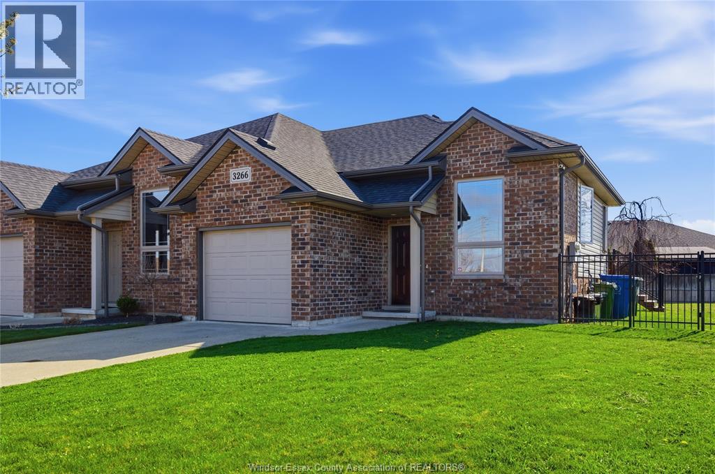 3266 SEVILLE AVENUE, Windsor, Ontario