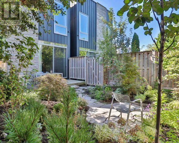 18 MITCHELL AVENUE, Toronto, Ontario