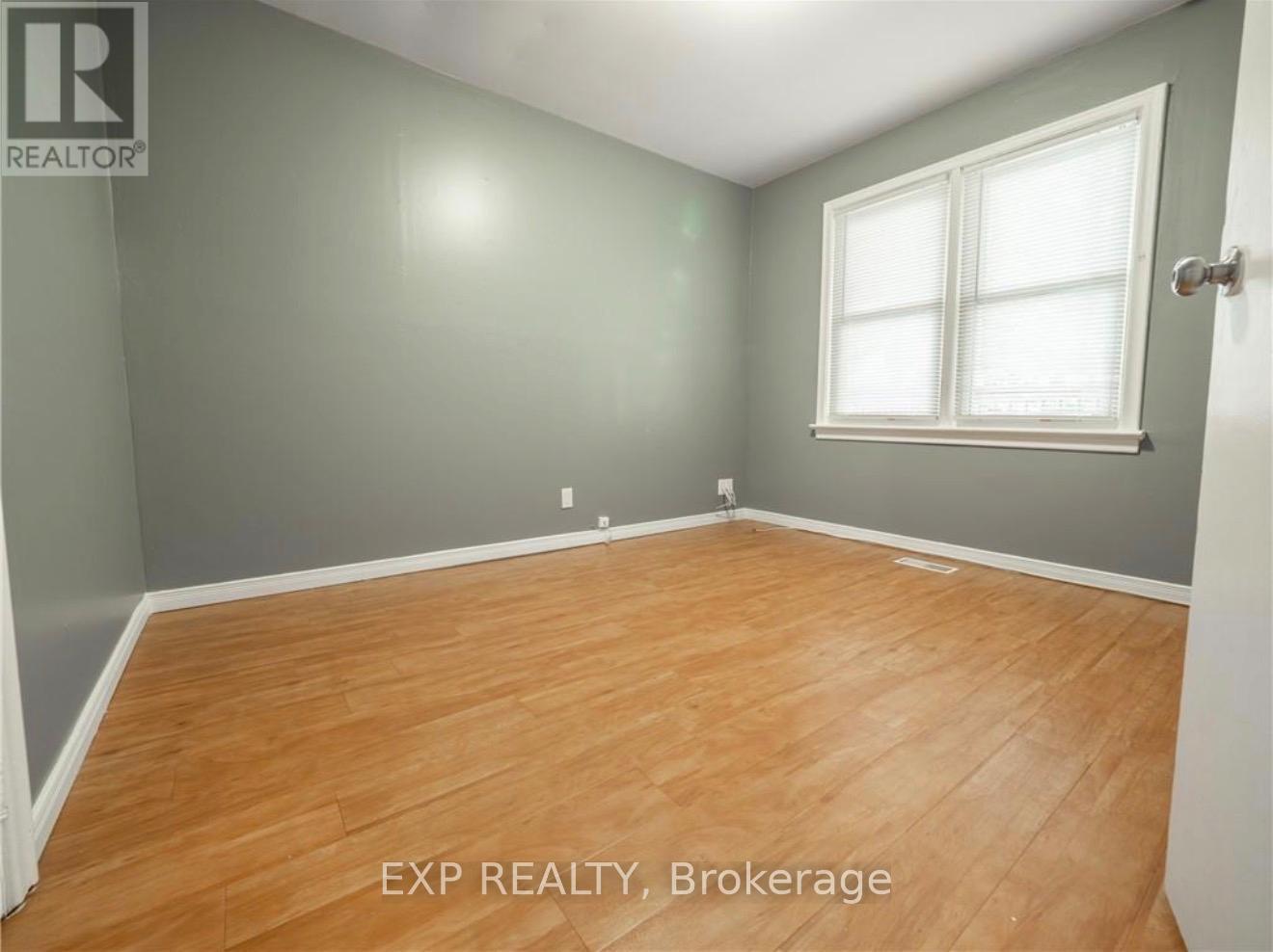 29 Rockwood Avenue, St. Catharines, Ontario  L2P 1E6 - Photo 7 - X13019530