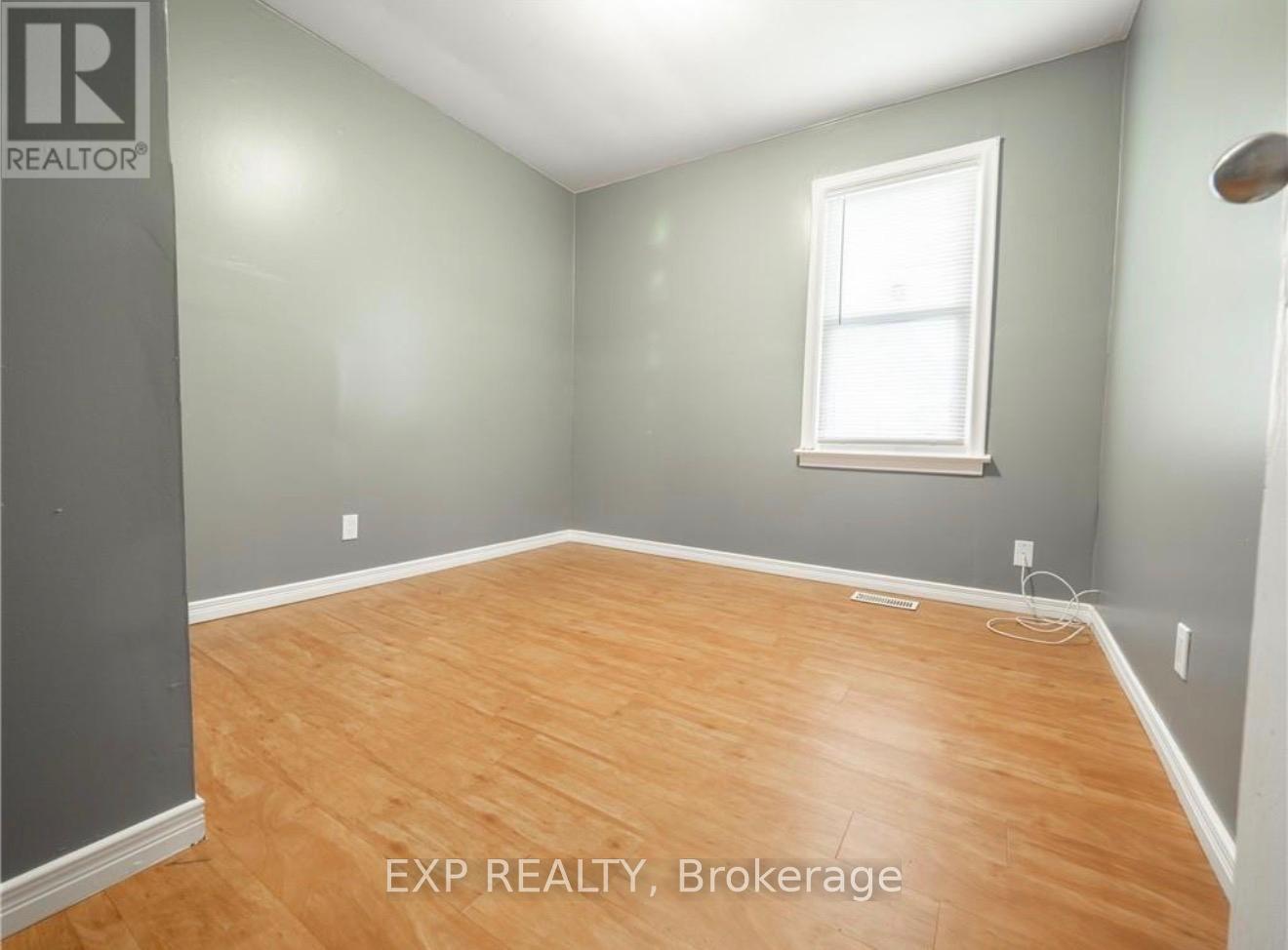 29 Rockwood Avenue, St. Catharines, Ontario  L2P 1E6 - Photo 8 - X13019530