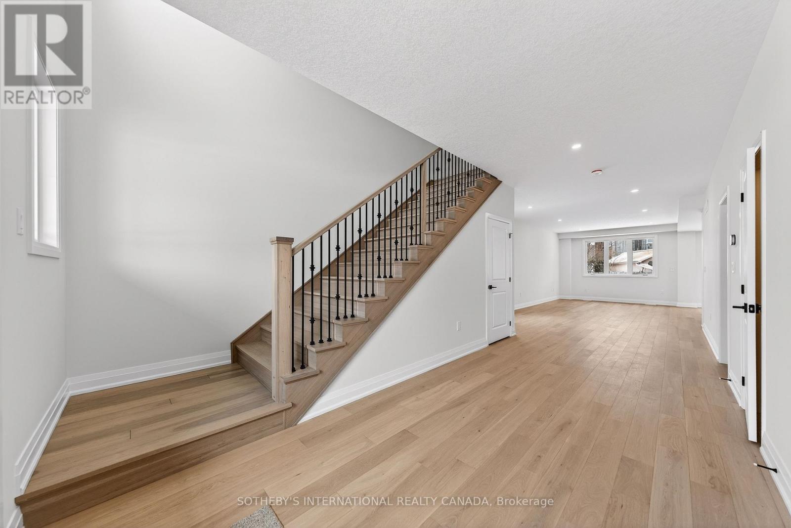 42 Rich Avenue, Cambridge, Ontario  N1R 2A5 - Photo 7 - X13019544