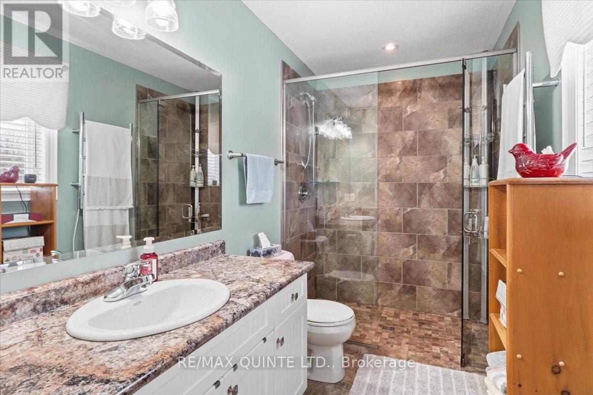 355 Mitchells Crossroad, Prince Edward County, Ontario  K0K 2T0 - Photo 20 - X12834248