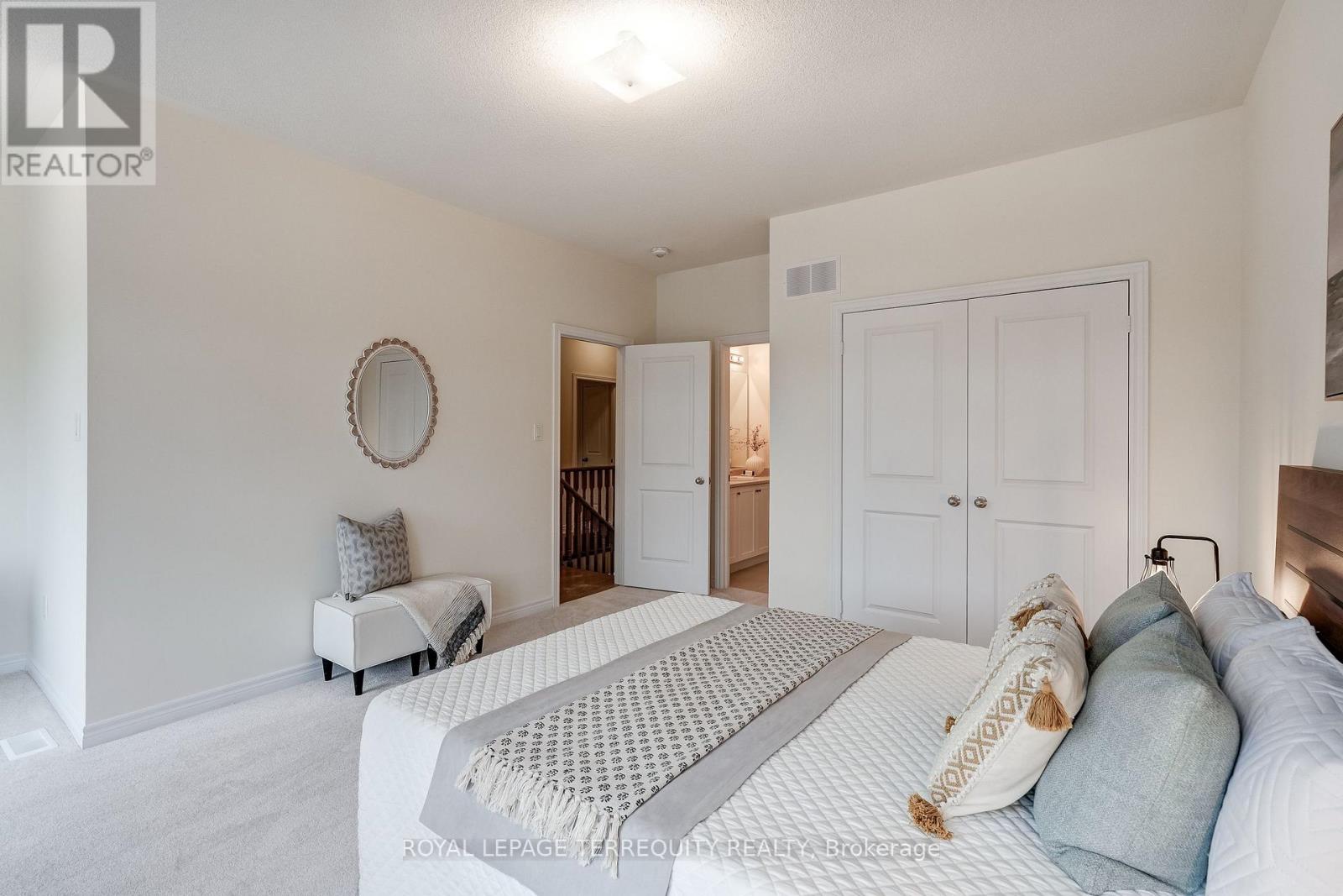 211 Fallharvest Way, Whitchurch-Stouffville, Ontario  L4A 5C2 - Photo 23 - N12480203