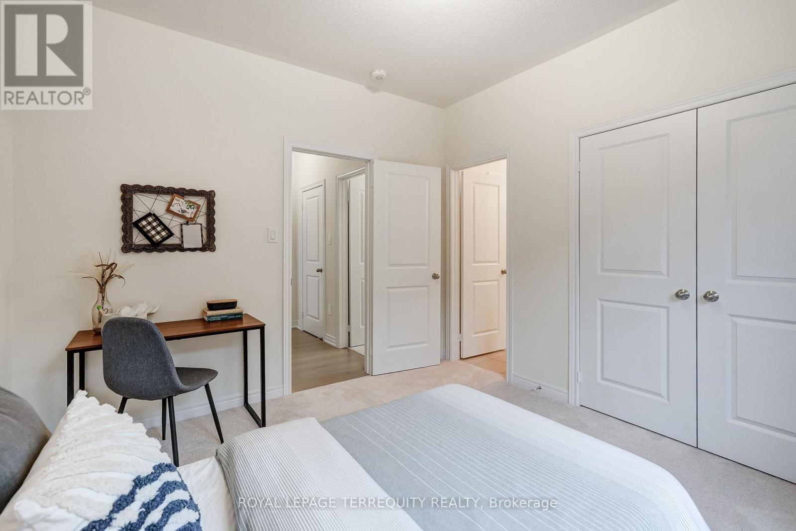 211 Fallharvest Way, Whitchurch-Stouffville, Ontario  L4A 5C2 - Photo 33 - N12480203