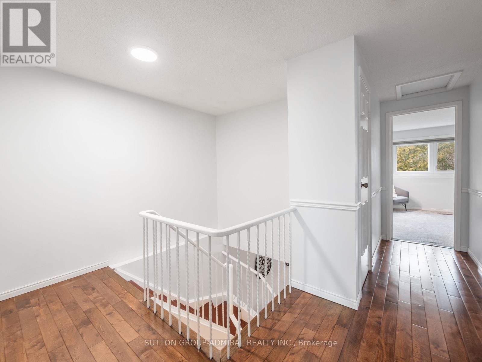 218 Mullen Drive, Vaughan, Ontario  L4J 2P1 - Photo 17 - N12969656