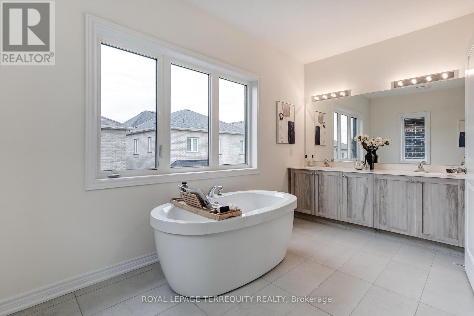 211 Fallharvest Way, Whitchurch-Stouffville, Ontario  L4A 5C2 - Photo 44 - N12480203