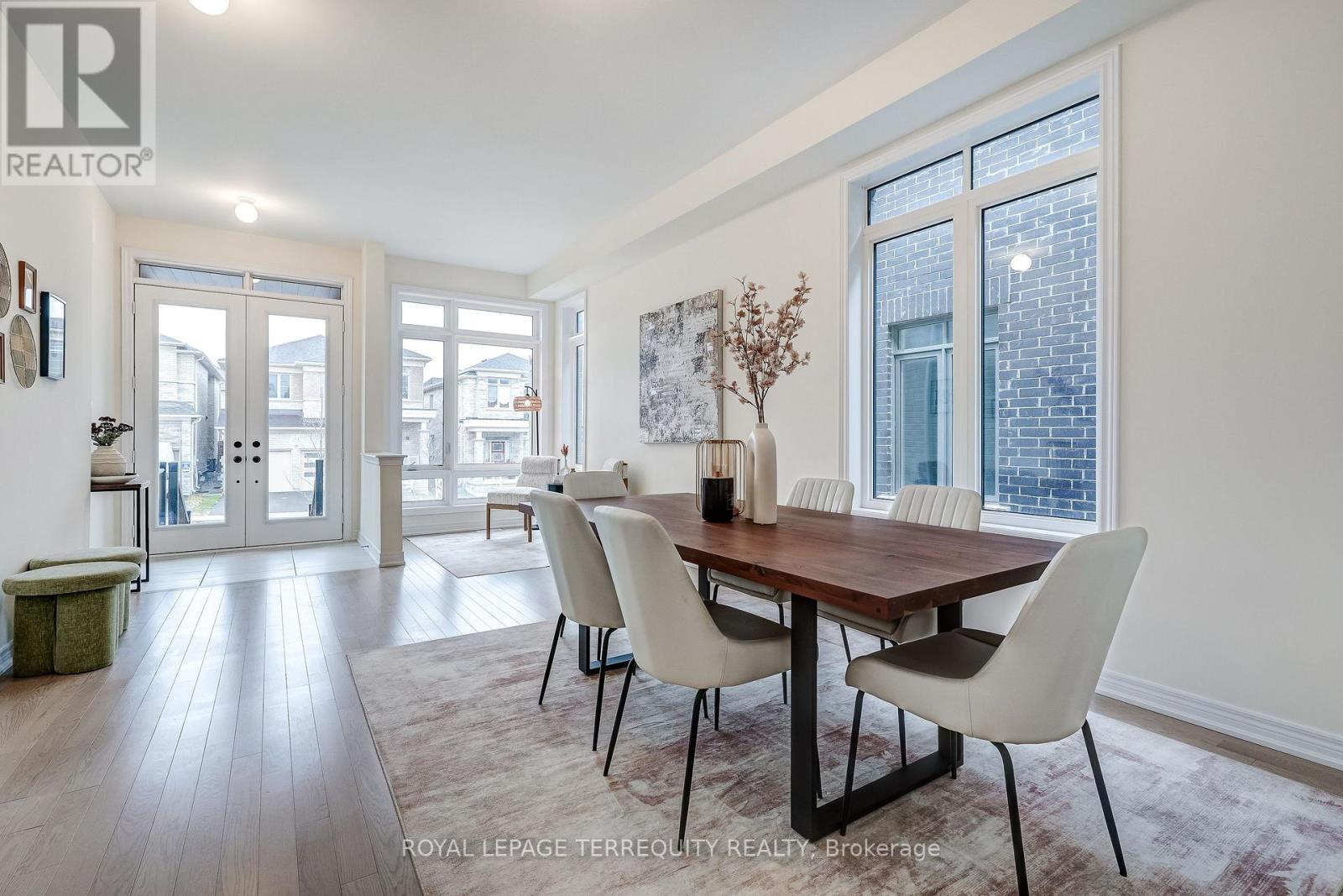 211 Fallharvest Way, Whitchurch-Stouffville, Ontario  L4A 5C2 - Photo 9 - N12480203