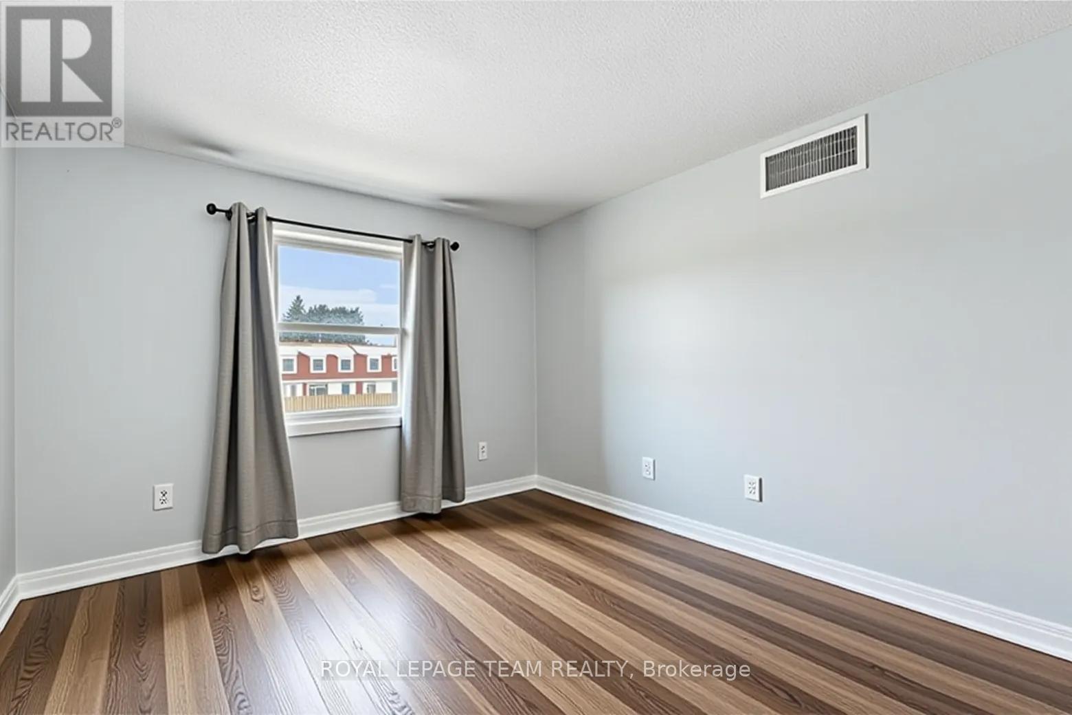 Unknown Address, ,    - Photo 16 - X12767092