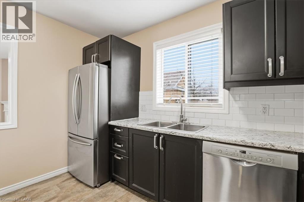 103 Downing Crescent, Barrie, Ontario  L4N 8V5 - Photo 16 - 40822238