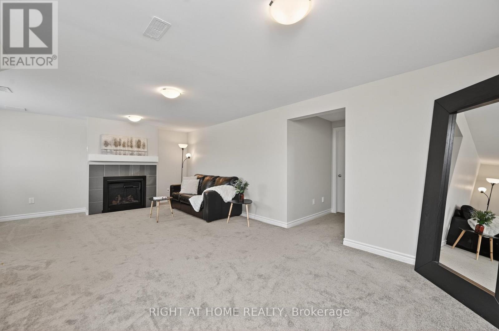 950 Cologne Street, Russell, Ontario  K0A 1W0 - Photo 25 - X12874364