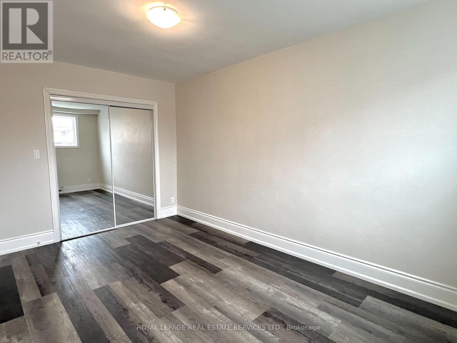 1 - 322 Lakeshore Road W, Mississauga, Ontario  L5H 1G8 - Photo 17 - W13019324