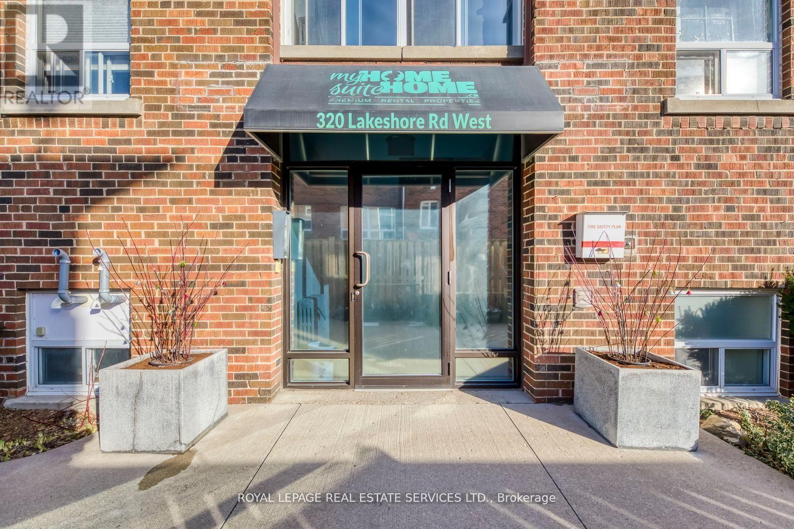 1 - 322 Lakeshore Road W, Mississauga, Ontario  L5H 1G8 - Photo 3 - W13019324