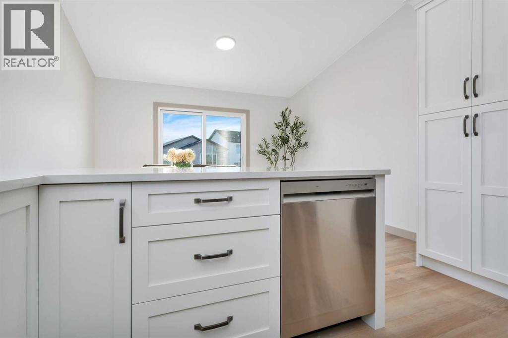 120 Hampton Crescent, Sylvan Lake, Alberta  T4S 0X4 - Photo 13 - A2284390