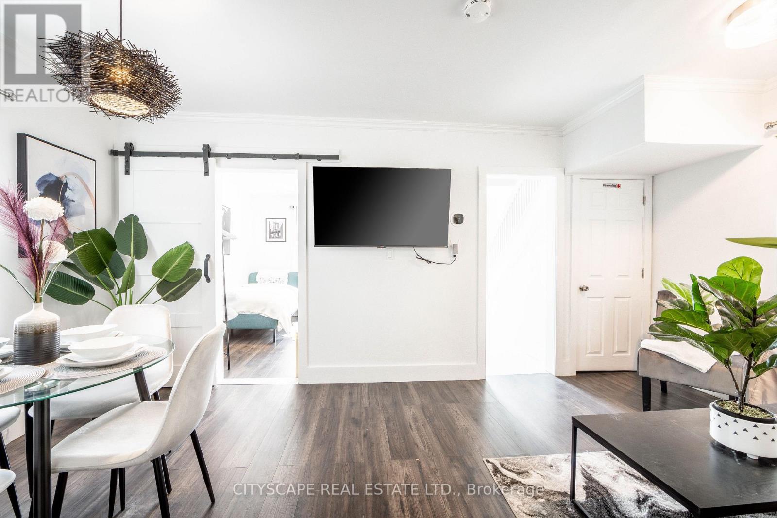 5073 Kitchener Street, Niagara Falls, Ontario  L2G 1B1 - Photo 9 - X13013662