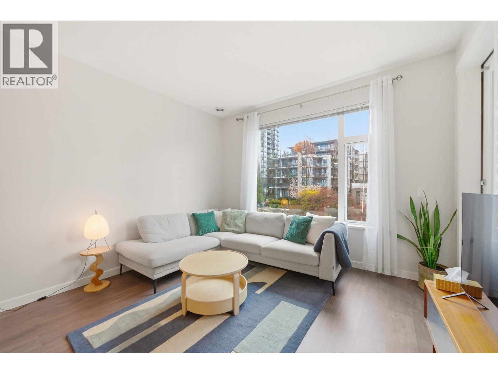 304 123 W 1st Street, North Vancouver, British Columbia  V7M 0E5 - Photo 5 - R3110450